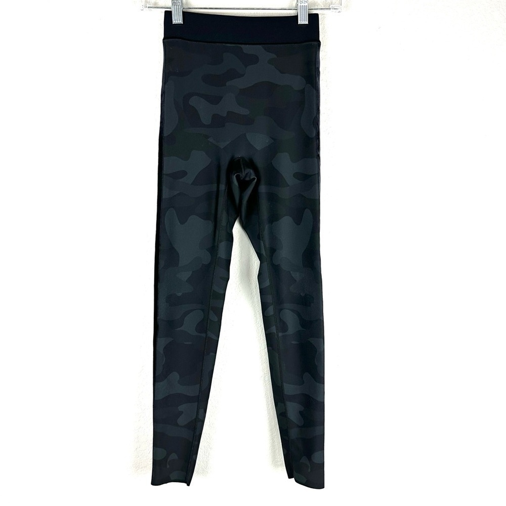Ultracor Black Camo Side Stripe Athletic Athleisure Leggings Size Small